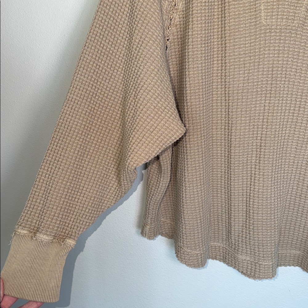 American Eagle Seriously Lived In Waffle Knit Oversized Sweatshirt - Picture 3 of 6